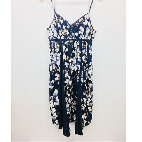 VERA WANG Dress - Picture 6 of 7